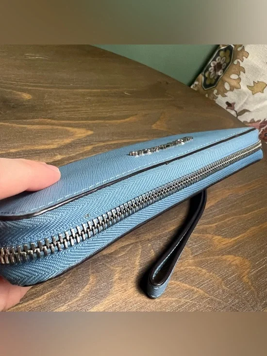 Michael Kors Jet Set Travel Large Continental Zip-Around Leather Wallet Blue - Picture 6 of 12